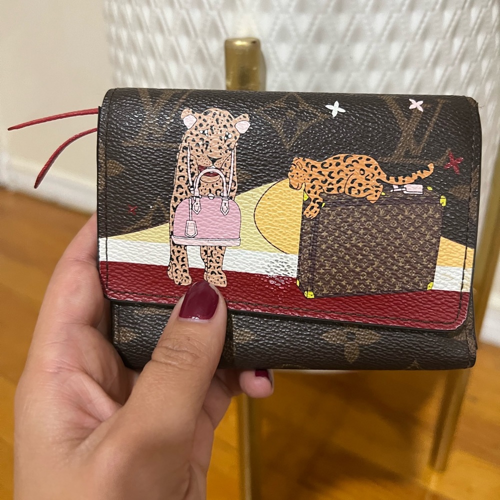 Used LV wallet - used but still good